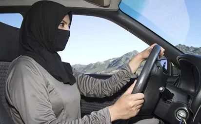 women-DRIVE